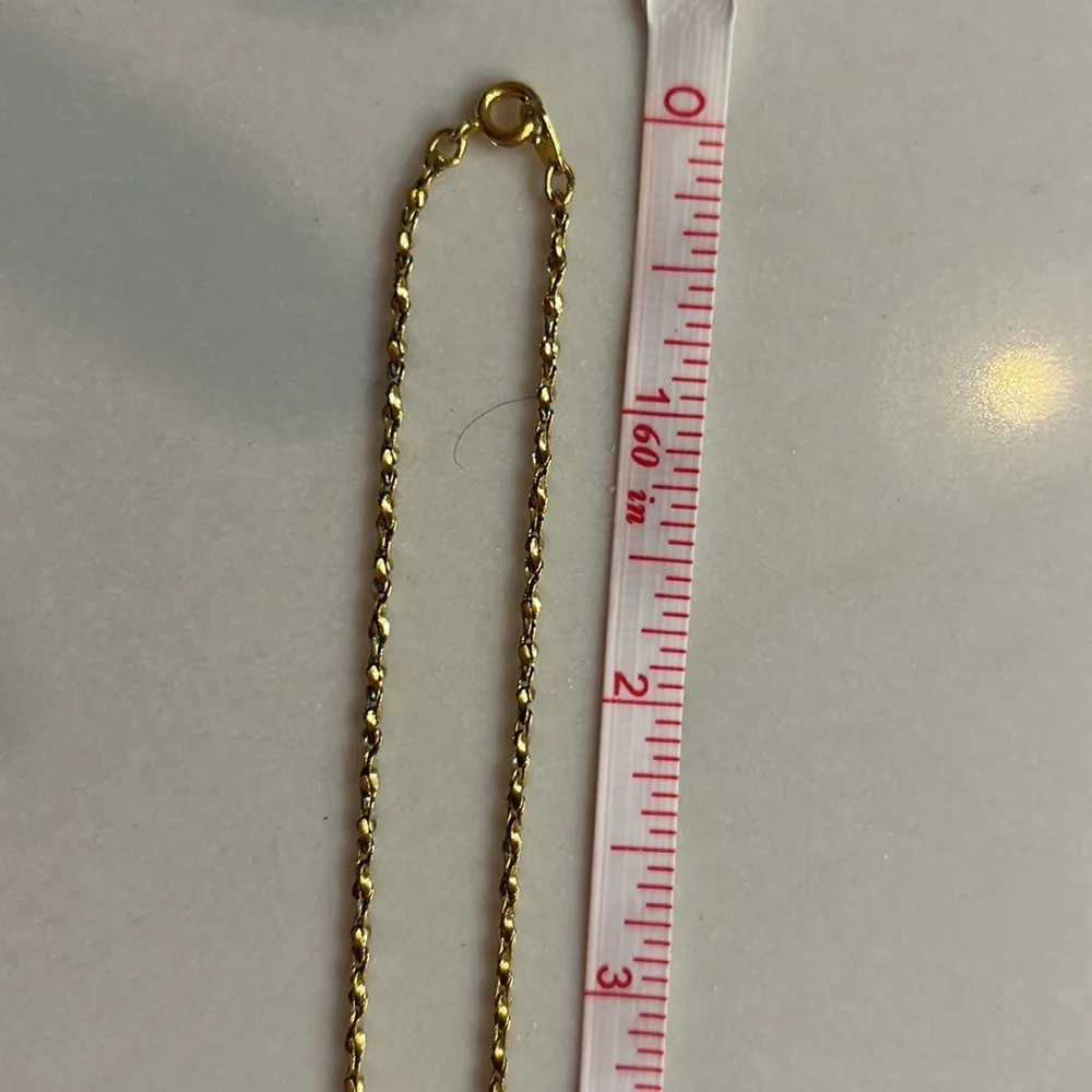 Leaf pendant necklace! - Picture 3 of 3